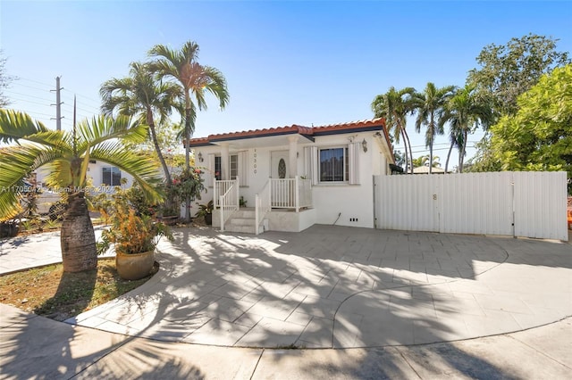 view of mediterranean / spanish-style home