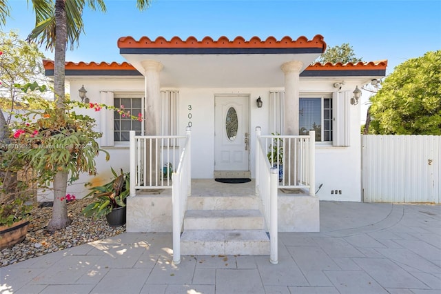 view of mediterranean / spanish-style home