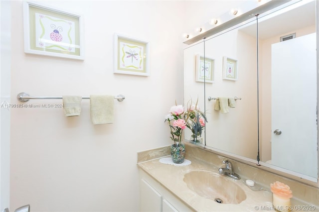 bathroom with vanity