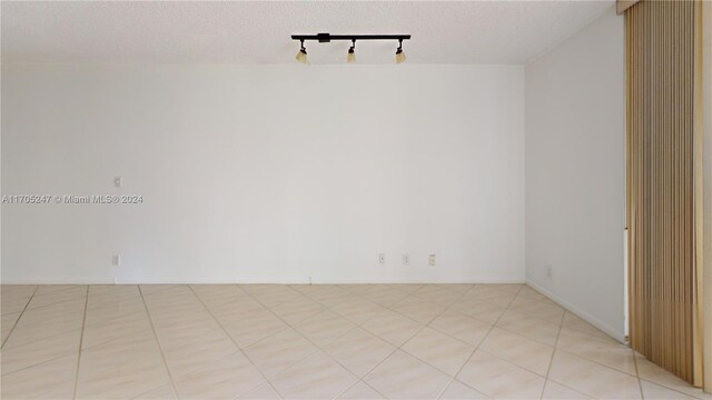 2500 Parkview Dr Unit 417, Hallandale Beach, FL 33009 - photo 9