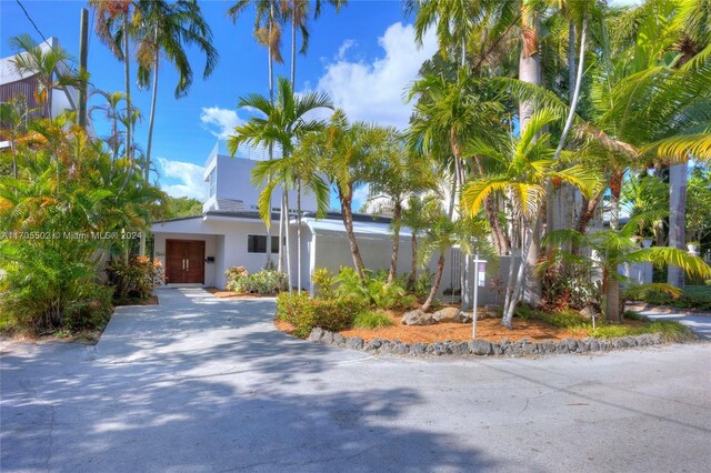 3566 Rockerman Rd, Miami, FL 33133 - photo 2