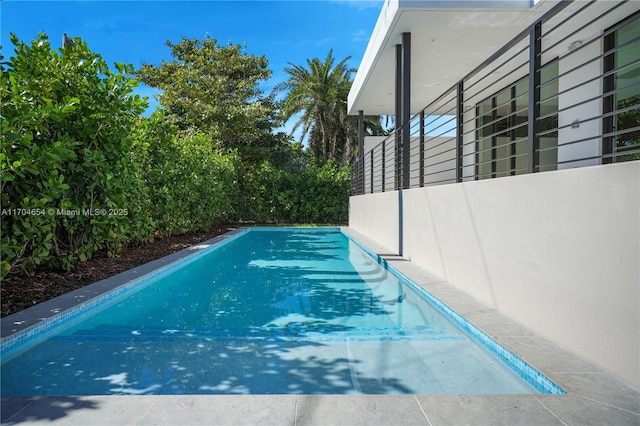 100 Hampton Ln, Key Biscayne, FL 33149 - view of pool