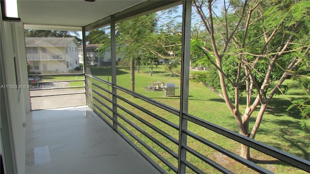 view of unfurnished sunroom