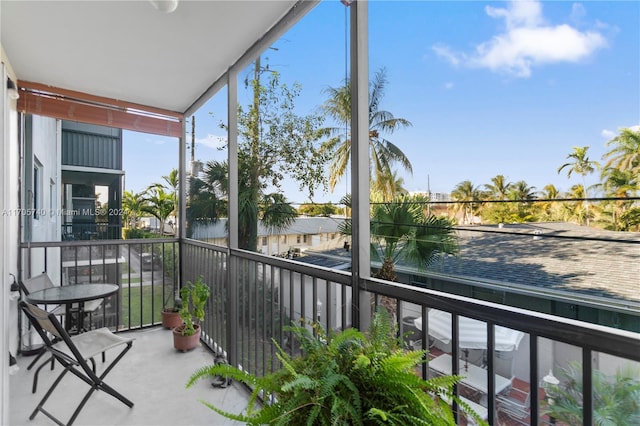 view of sunroom / solarium