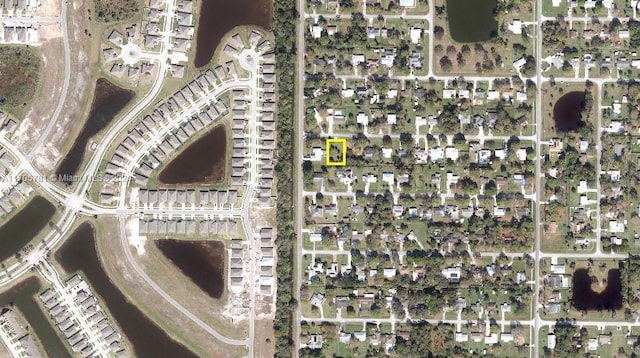 Listing photo 2 for 8003 Lockwood Dr, Fort Pierce FL 34951