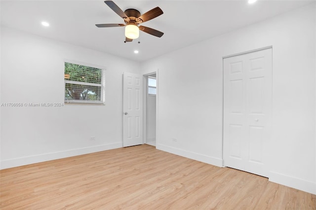 unfurnished room featuring ceiling fan and light hardwood / wood-style flooring