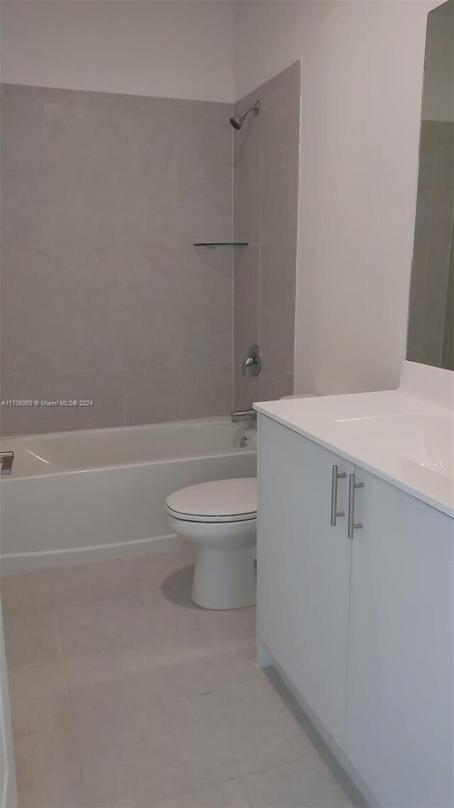 13313 SW 286th Ter Unit 13313, Homestead, FL 33033 - bathroom featuring vanity, bathtub / shower combination, and tile patterned floors
