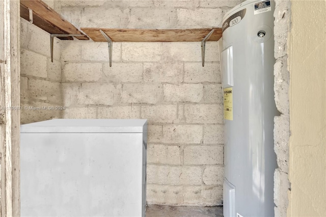 room details with electric water heater
