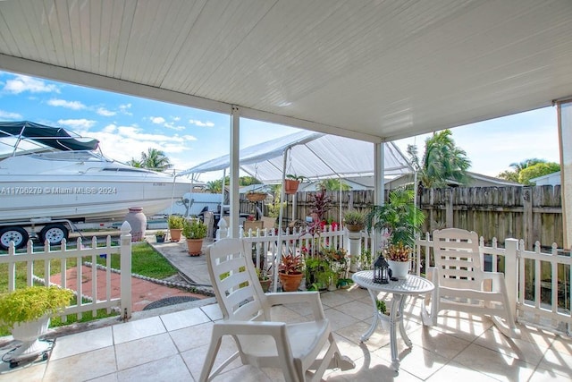 sunroom with a healthy amount of sunlight