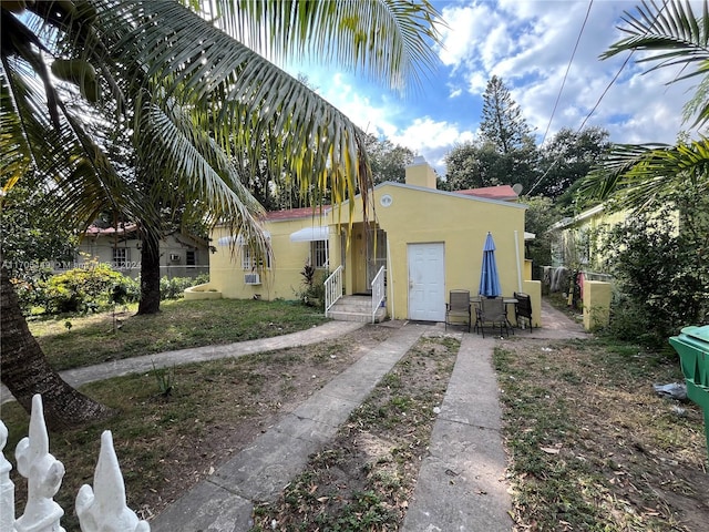 view of front of property with a patio area