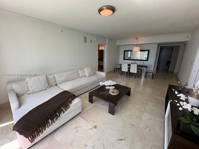 31 SE 5th St Unit 1908, Miami, FL 33131 - living area with crown molding