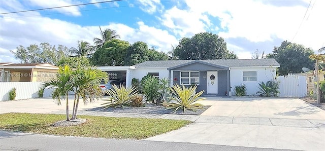 view of front of property