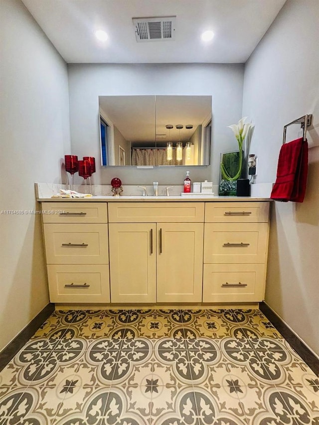 bathroom with vanity