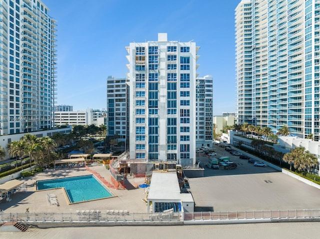 view of swimming pool