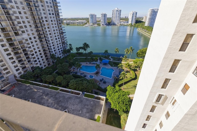 bird's eye view with a water view