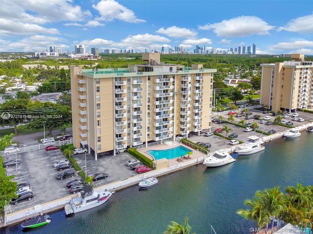 bird's eye view with a water view