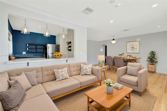 517 S 19th Ave, Hollywood, FL 33020 - living area with wood finished floors and recessed lighting