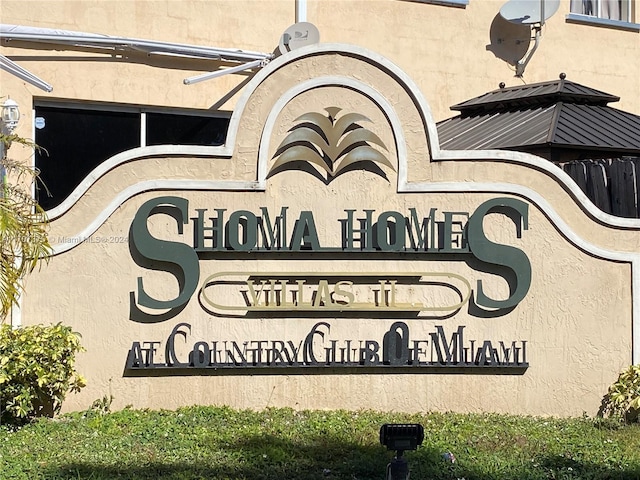 view of community / neighborhood sign