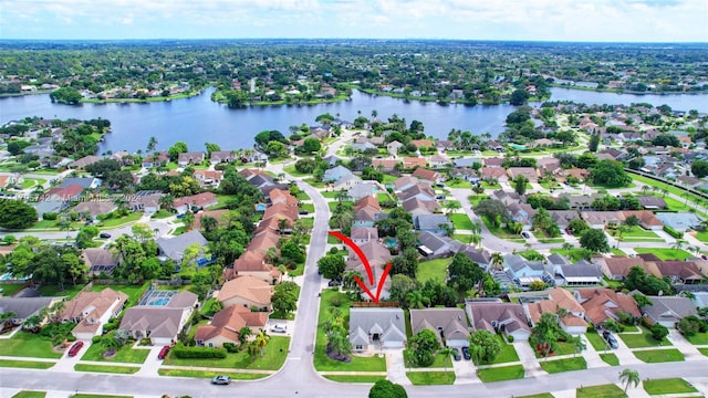 bird's eye view featuring a water view