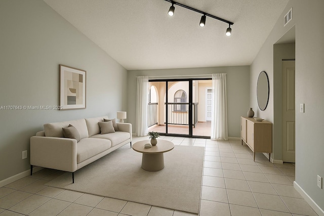 18250 Mediterranean Blvd Unit 8-15 15-8, Hialeah, FL 33015 - photo 1