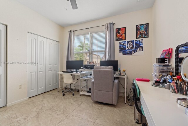 office area featuring ceiling fan