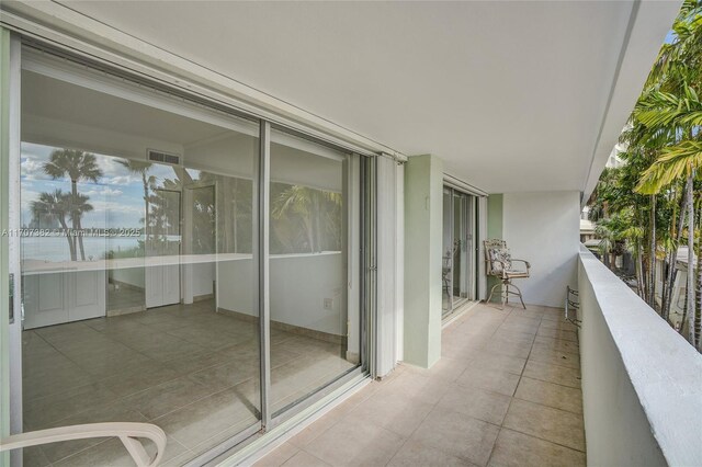 500 Bayview Dr Unit 118, Sunny Isles Beach, FL 33160 - balcony with a water view
