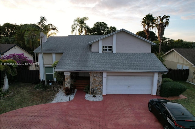 view of front of property