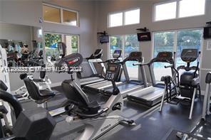 1564 Yellowheart Way Unit 1564, Hollywood, FL 33019 - photo 46