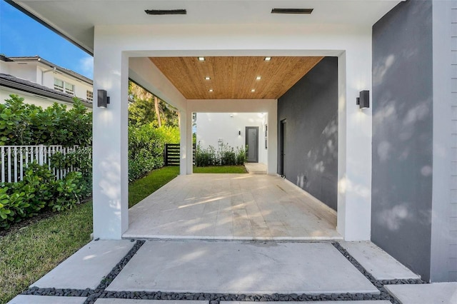 6401 SW 84th St, South Miami, FL 33143 - view of patio / terrace