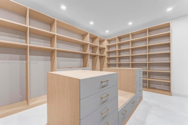 6401 SW 84th St, South Miami, FL 33143 - view of spacious closet