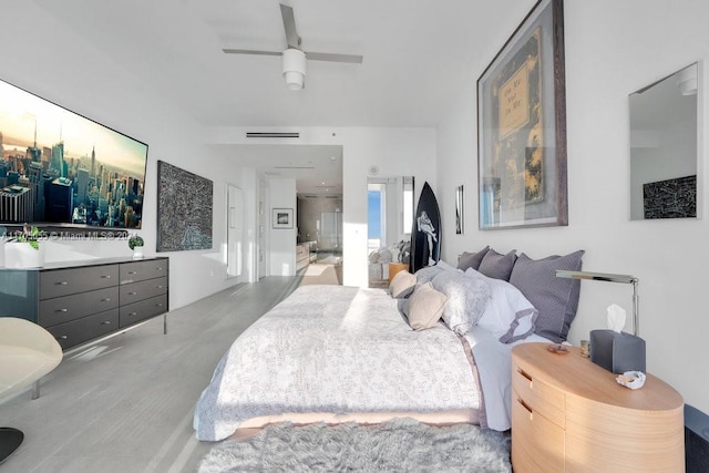 bedroom with ceiling fan