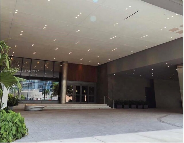 88 SW 7th St Unit 3403, Miami, FL 33130 - photo 20