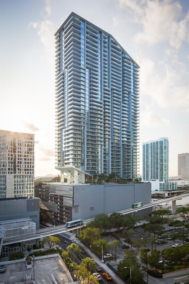 88 SW 7th St Unit 3403, Miami, FL 33130 - photo 36