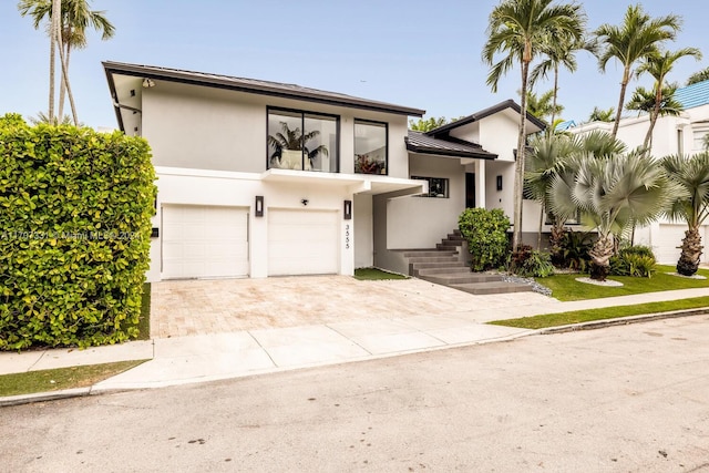 view of front facade with a garage