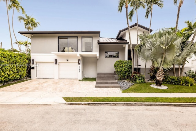 view of front facade with a garage