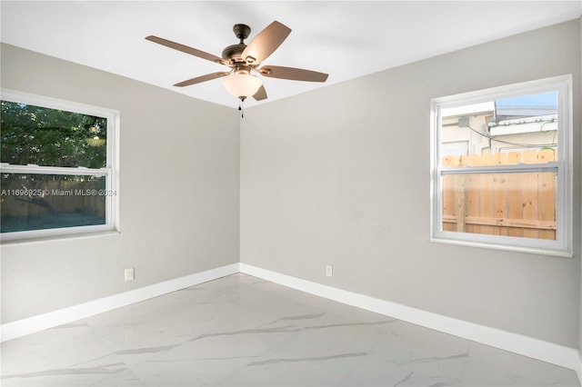 empty room with ceiling fan