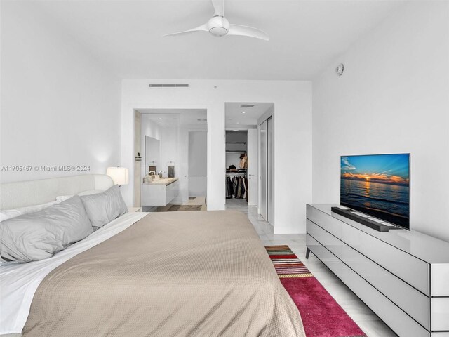 bedroom featuring ceiling fan