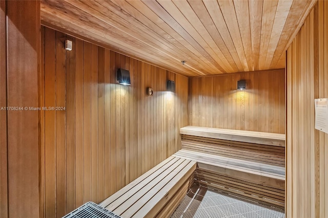 view of sauna / steam room