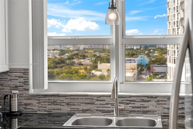 interior details with tasteful backsplash and sink