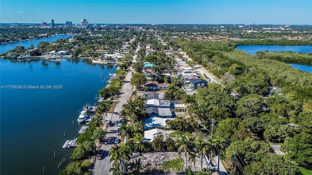 bird's eye view featuring a water view