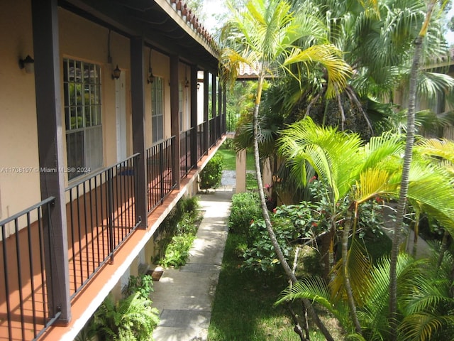 10776 N Kendall Dr Unit F-16, Miami, FL 33176 - view of yard