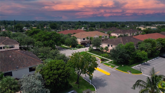 view of aerial view at dusk