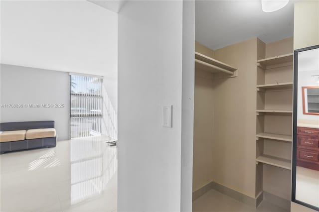3675 N Country Club Dr Unit 105, Aventura, FL 33180 - surrounding community featuring a lawn, a view of city, and a water view