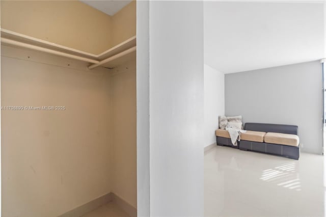 3675 N Country Club Dr Unit 105, Aventura, FL 33180 - interior space