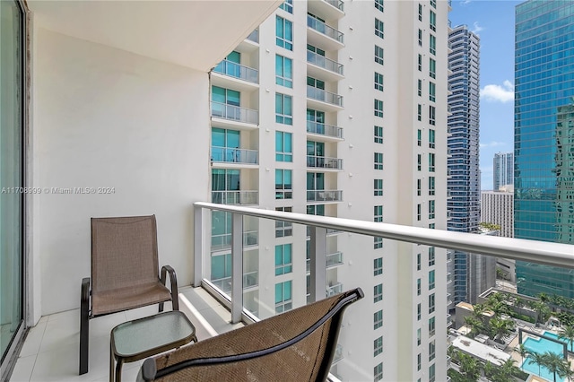 300 S Biscayne Blvd Unit T-2309, Miami, FL 33131 - balcony featuring a city view