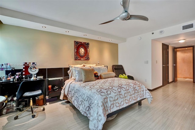 bedroom featuring ceiling fan