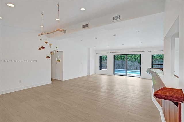 empty room featuring light hardwood / wood-style flooring