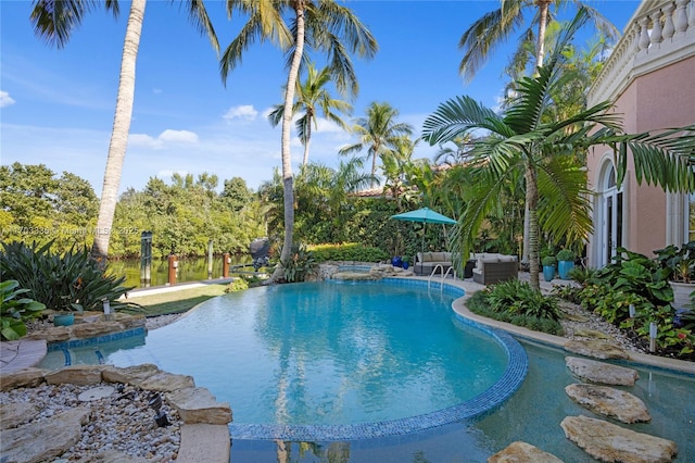 view of pool featuring outdoor lounge area