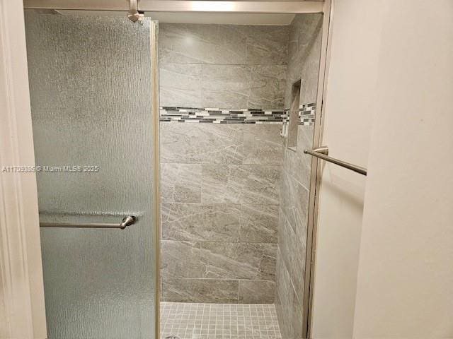 bathroom with walk in shower