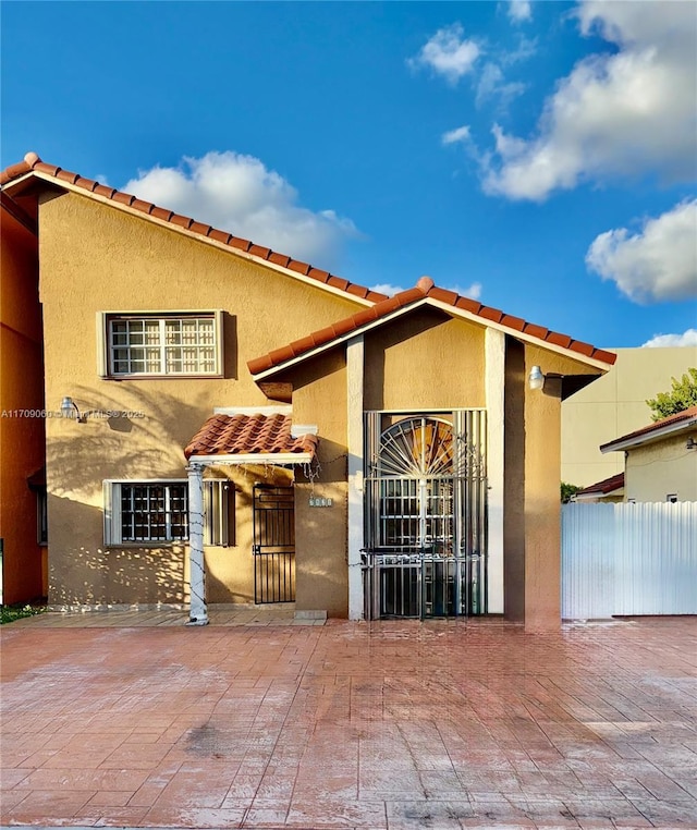 view of front of home